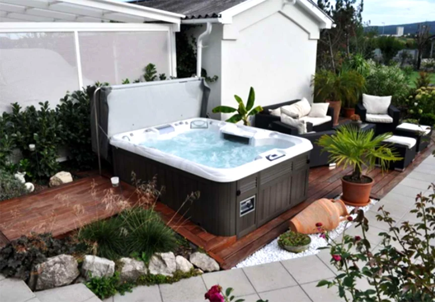 Sundance Spa from Knickerbocker Pools